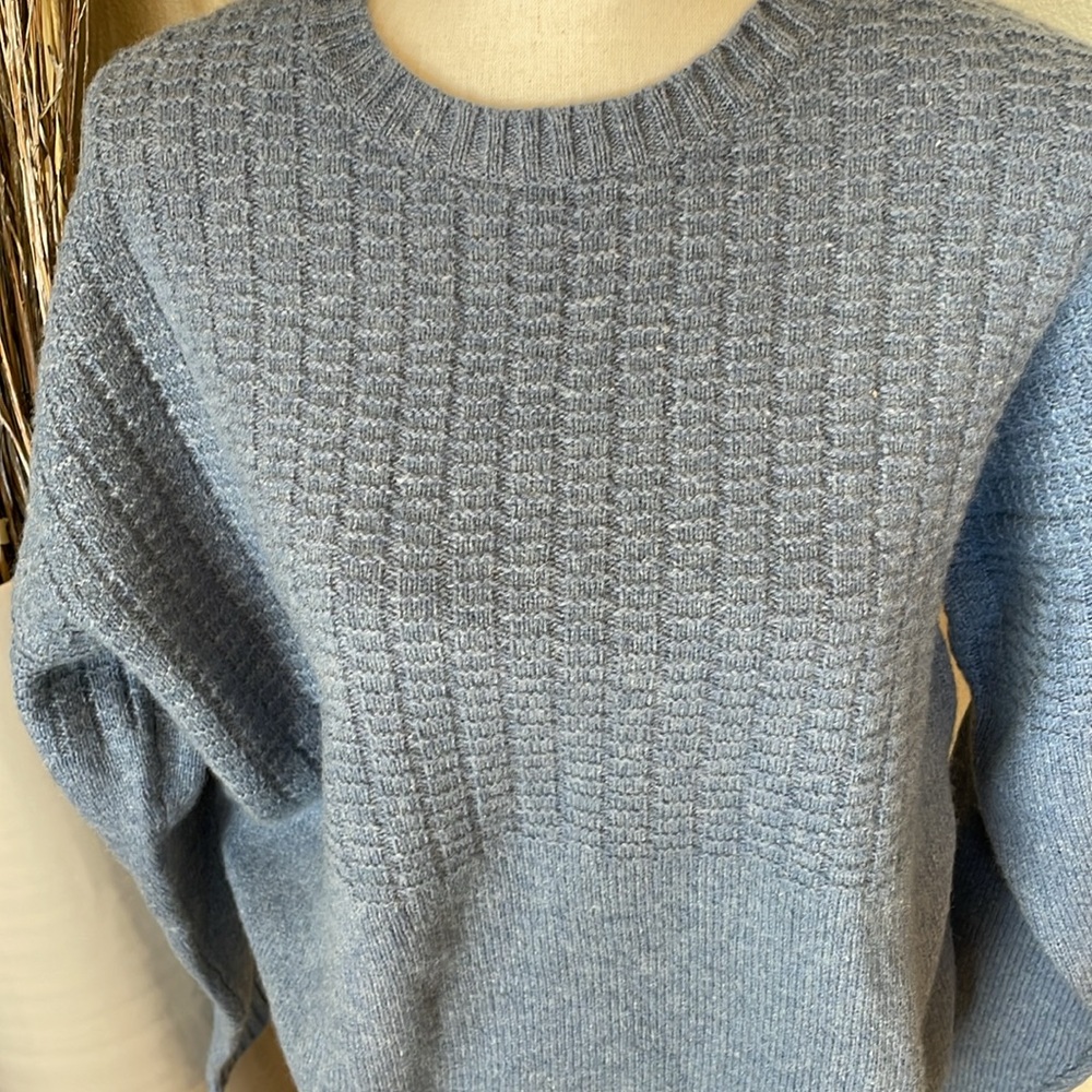 Sundance Chunky Knit Wool Blend Fisherman Oversized Blue Sweater Size Large - Picture 3 of 9